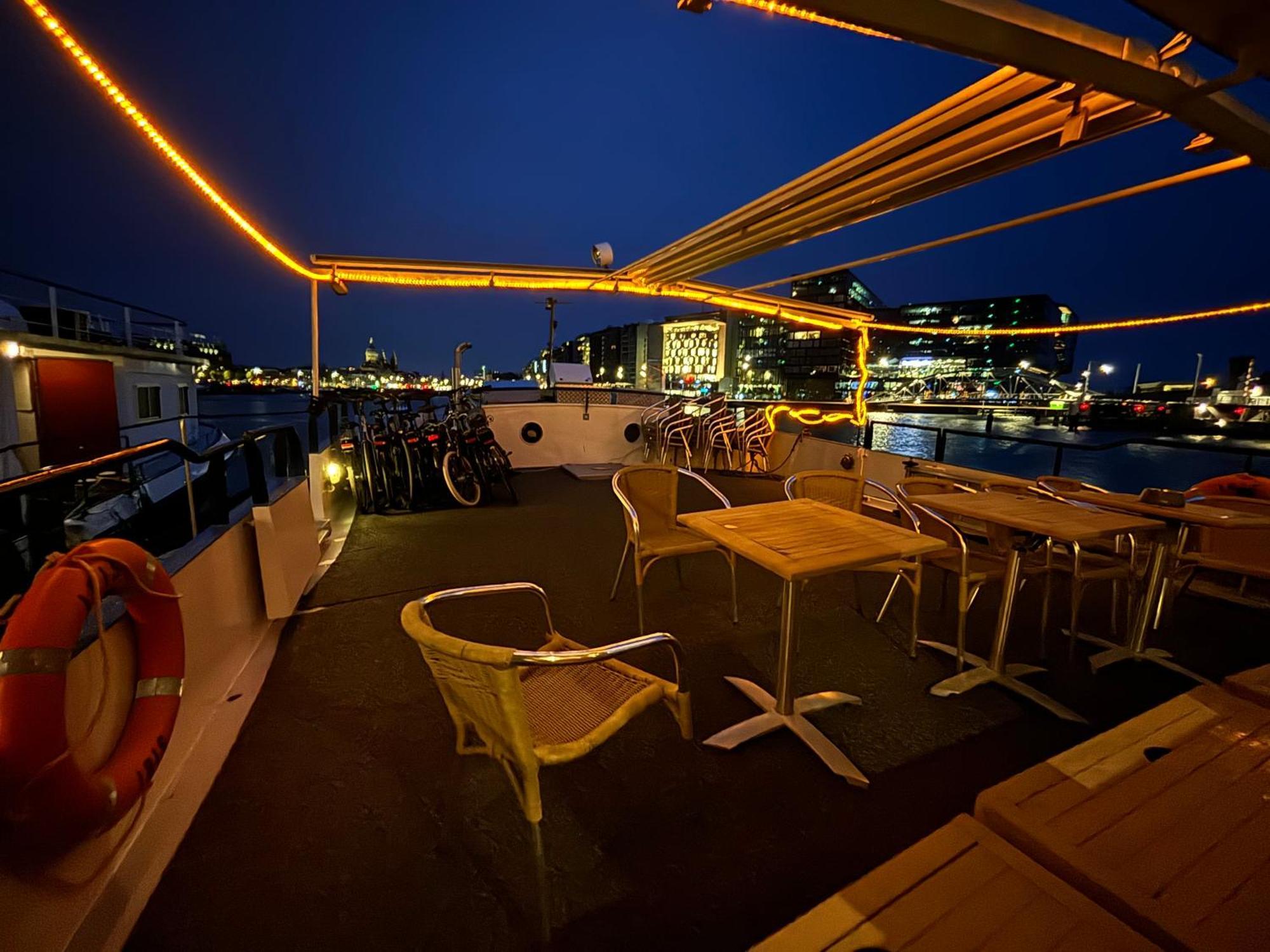 Hotelboat Iris Amsterdam Exterior photo